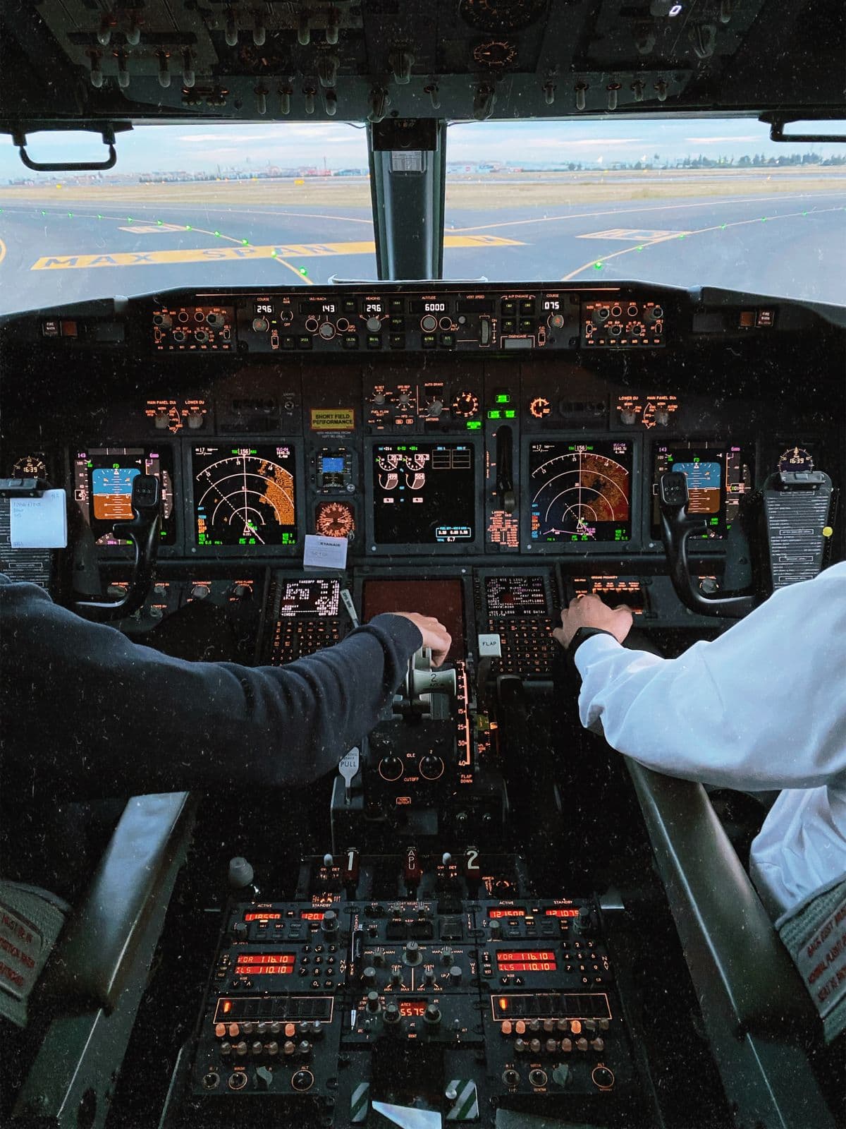 Type Rating and Advanced Flight Training: Marketing High-Value Courses to Experienced Pilots cover image