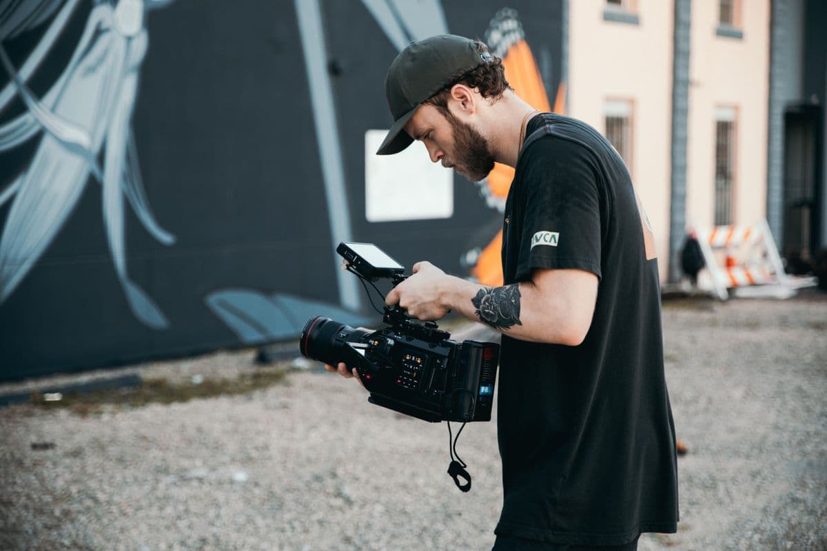 How to Use Podcasting to Build Authority as an Aviation Brand